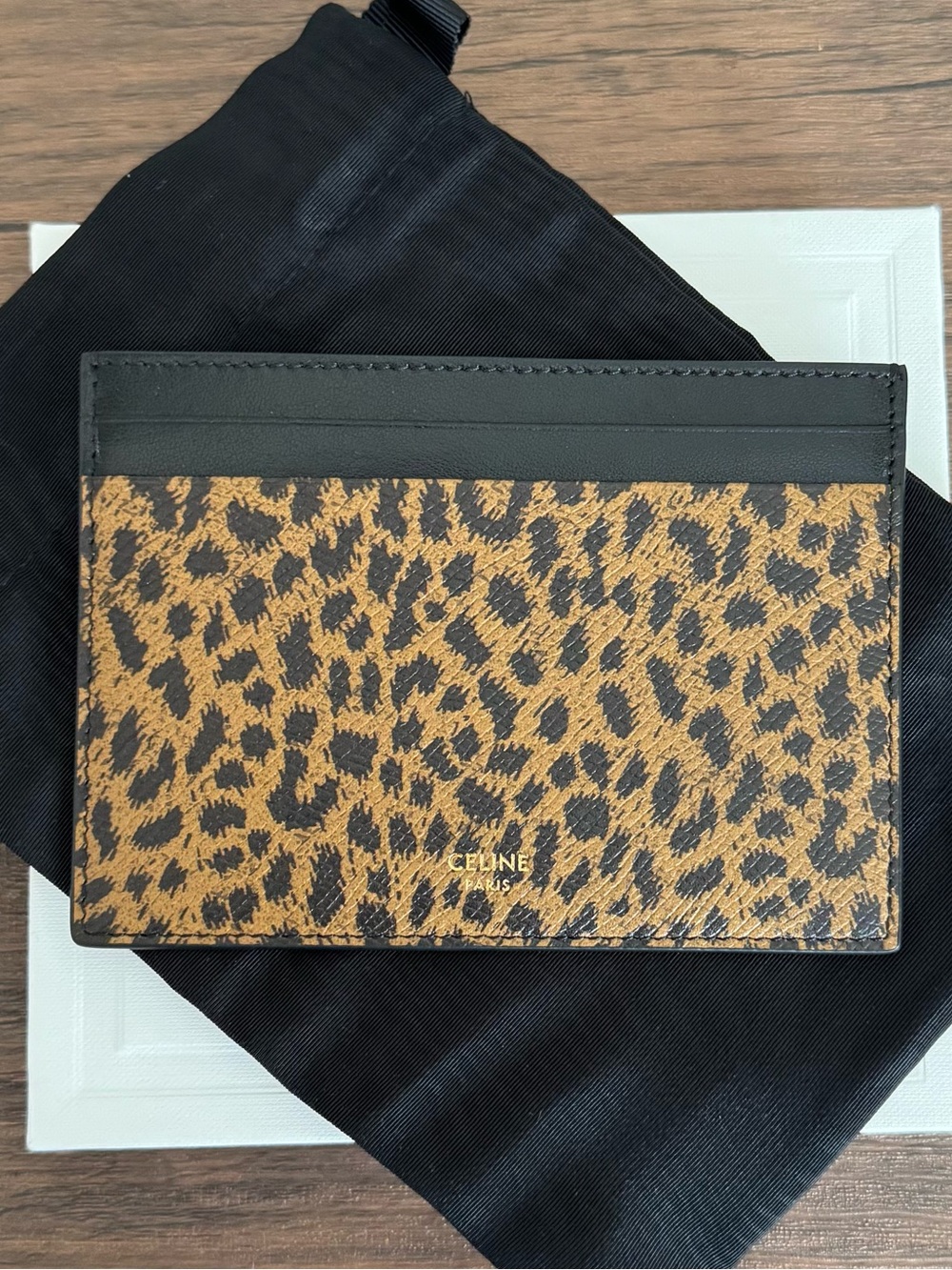NEW CELINE Large Leopard Print Multifunction Card Holder - Picture 4 of 6